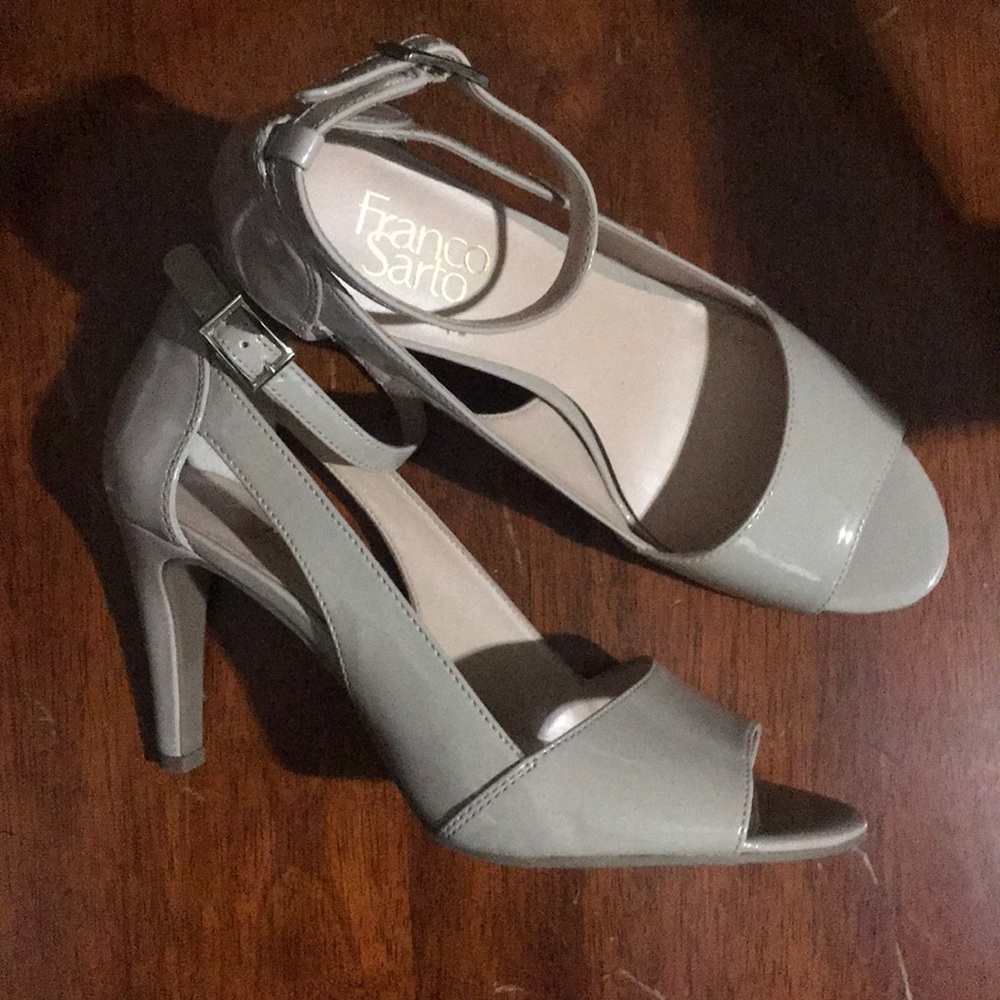FRANCO SARTO - Nude Shiny Strappy Sandals/Heels 8